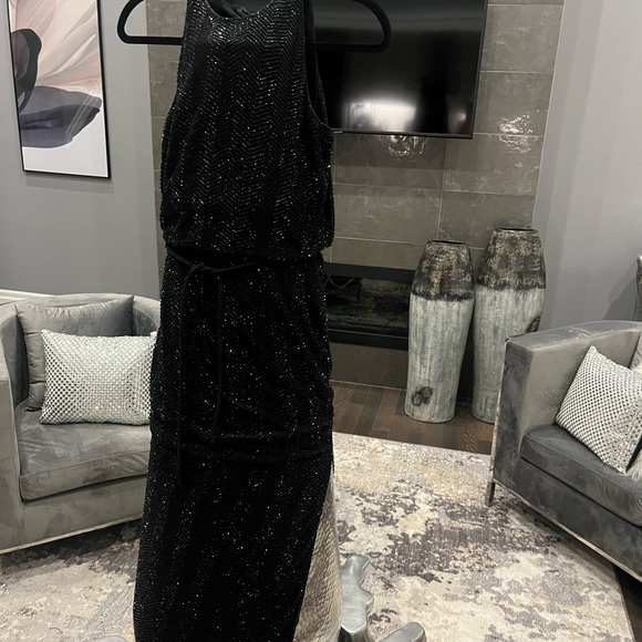 COPY - A simple Grecian style fully beaded jet black gala gown by VICTORIA size… - Picture 10 of 17